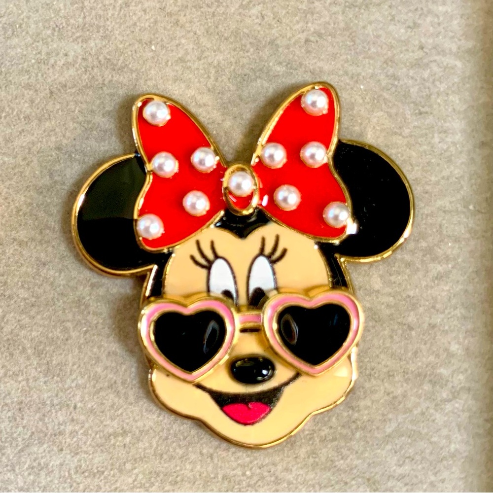Disney x BaubleBar Minnie Summertime Earrings